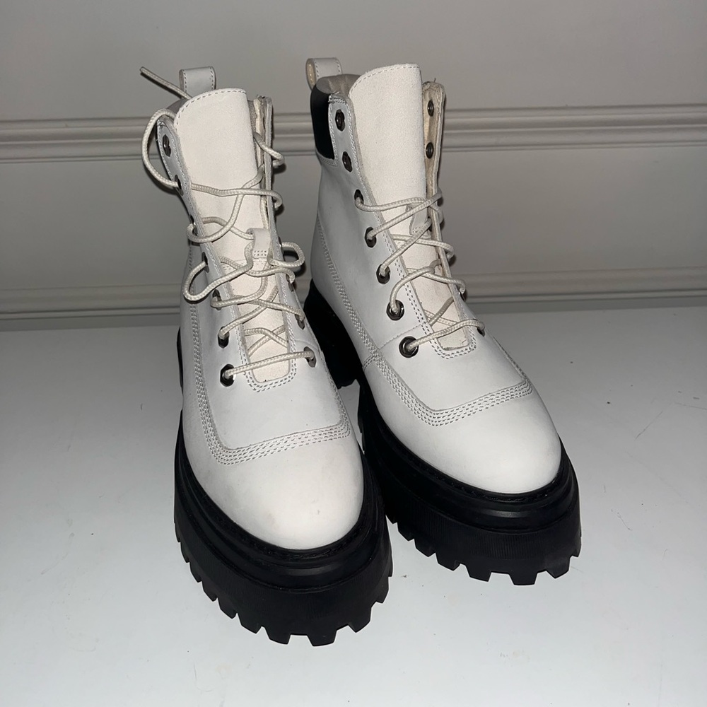 Timberland Sky 6 Inch Lace Up Platform Boot - Picture 7 of 10